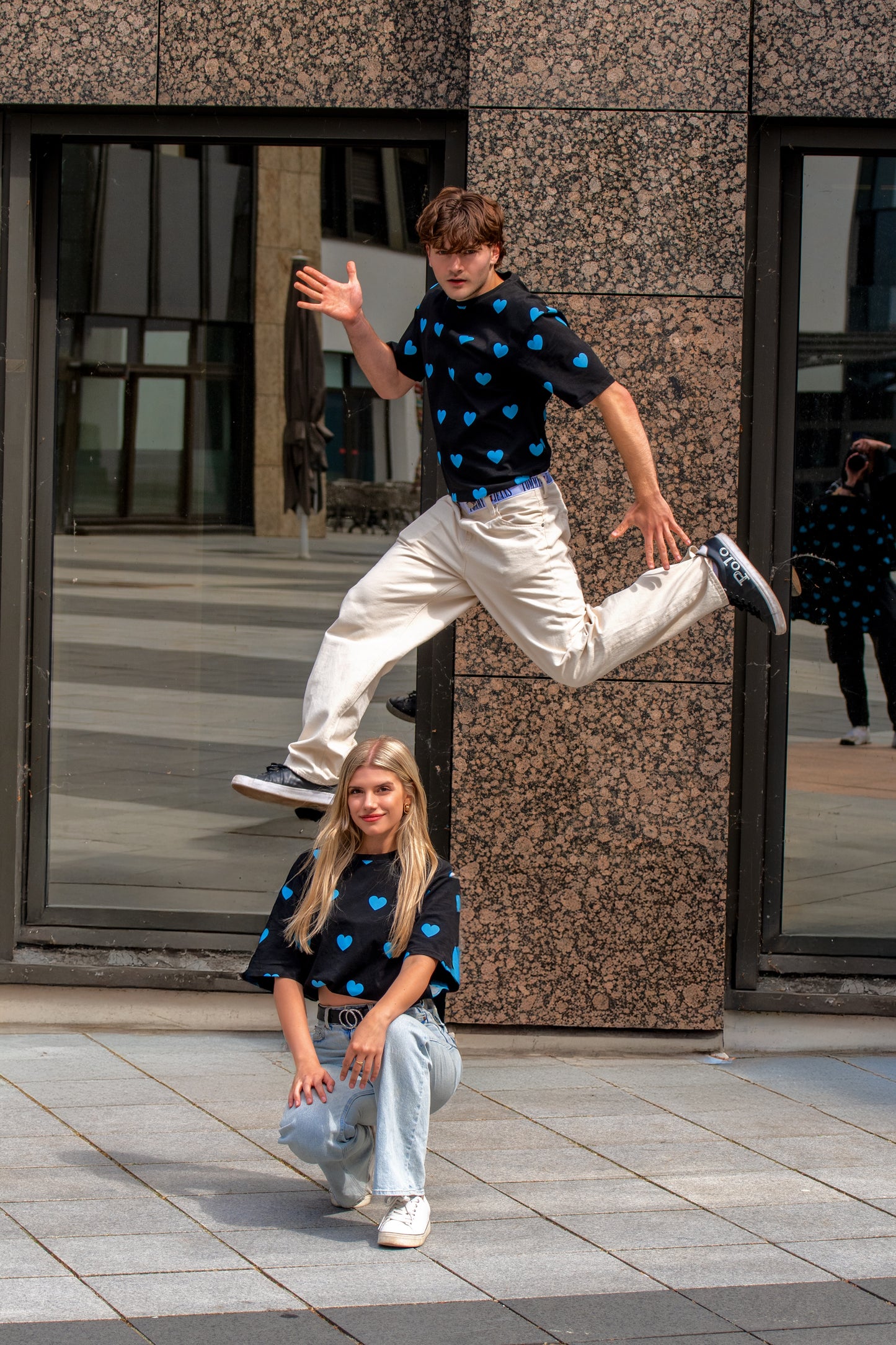 BYOH x JAHLY | Herz T-Shirt Blau-Schwarz OVERSIZED